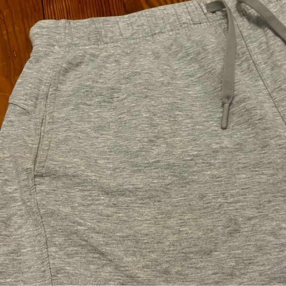 Baleaf Women’s High Waisted Athletic Jersey Elastic Drawstring Shorts Pockets L - Picture 5 of 14